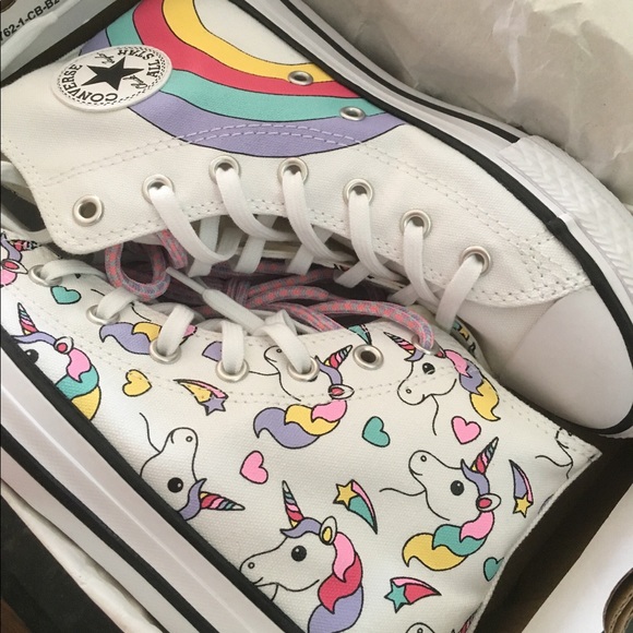 Converse Unicorns & Rainbows - Picture 3 of 11